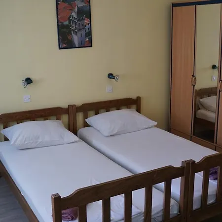 Διαμέρισμα With A Parking Space - 2760 Omiš