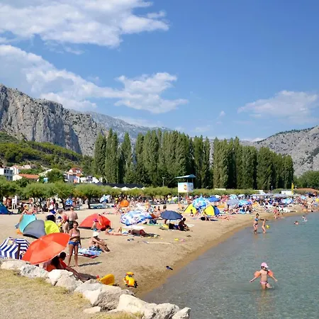 With A Parking Space - 2760 Apartmán Omiš